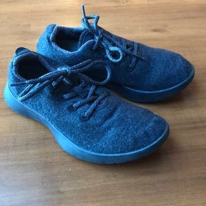 Natural Black Allbirds Sz 9